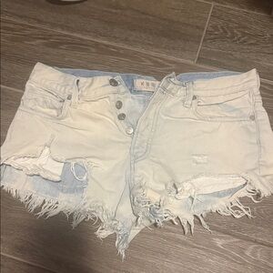 We The Free Frayed Light Blue Jean Shorts free people size 27